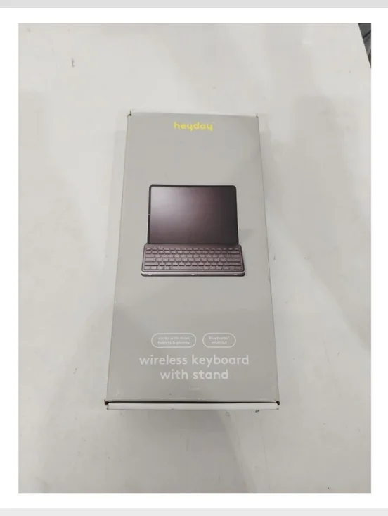 Heyday Wireless Bluetooth Keyboard - Picture 4 of 4